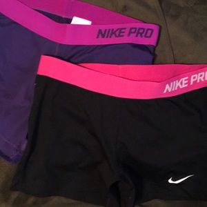 2 pairs of Nike Pro shorts XL